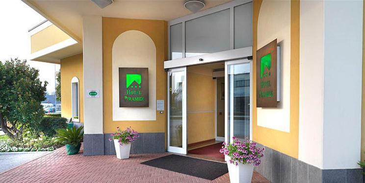 Piramidi Hotel Torri di Quartesolo Extérieur photo